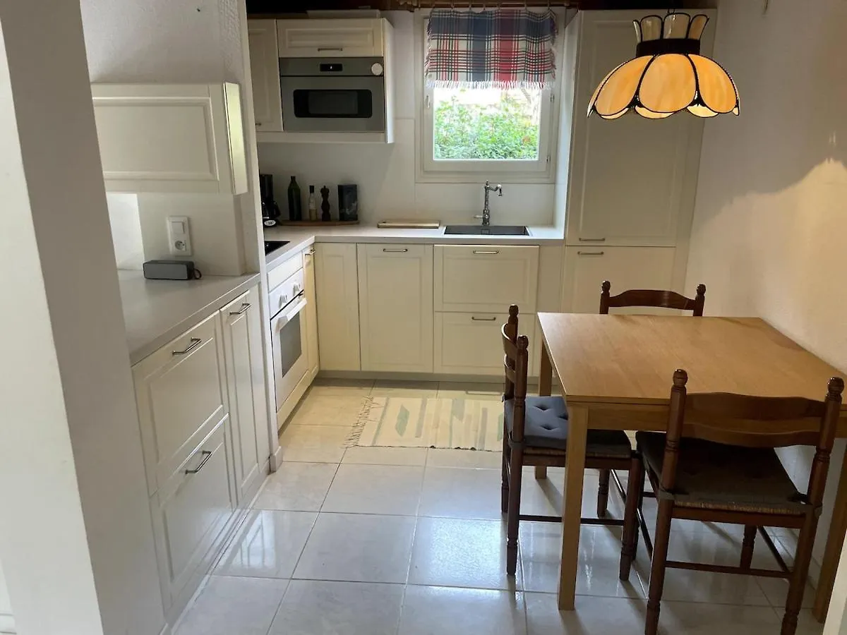 Charming Bandol Cottage 0*,